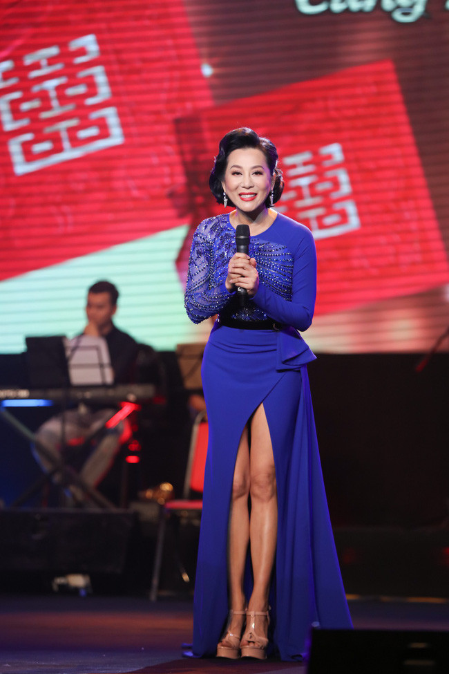 Lệ Quyên bất ngờ công khai rủ Quang Lê về... ở chung 2 tháng - Ảnh 3. Lệ Quyên bất ngờ công khai rủ Quang Lê về... ở chung 2 tháng - Ảnh 3.