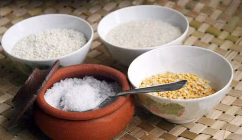 Làm gà rang muối ngon tuyệt cho bữa cơm cuối tuần ảnh 2