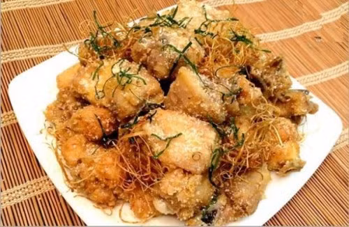 Làm gà rang muối ngon tuyệt cho bữa cơm cuối tuần