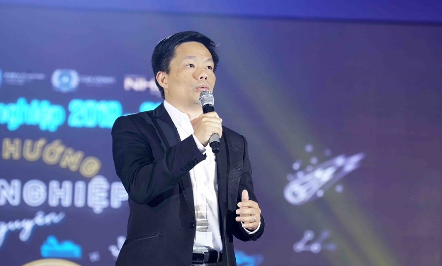 TS. Vũ Tường Thụy – Phó Hiệu trưởng HSU phát biểu tại ngày hội TS. Vũ Tường Thụy – Phó Hiệu trưởng HSU phát biểu tại ngày hội