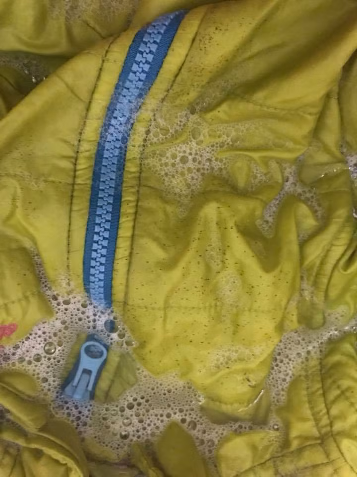 Trong bếp có rất nhiều thứ sẵn có để tẩy vết mốc trên áo phao hiệu quả, bà nội trợ không biết thì quả thật có lỗi với túi tiền-5