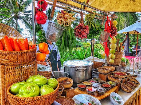 Thưởng thức phở Thìn vừa quen, vừa lạ ở Vinpearl ảnh 1 Thưởng thức phở Thìn vừa quen, vừa lạ ở Vinpearl-2