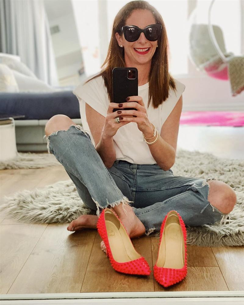 Mẫu áo thun hot nhất hè này khiến hội sành mốt không thể ngồi im ảnh 11 Mẫu áo thun hot nhất hè này khiến hội sành mốt không thể ngồi im ảnh 11