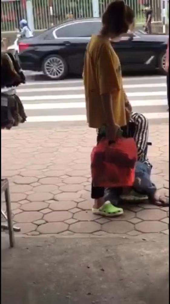 (Ảnh cắt từ clip).