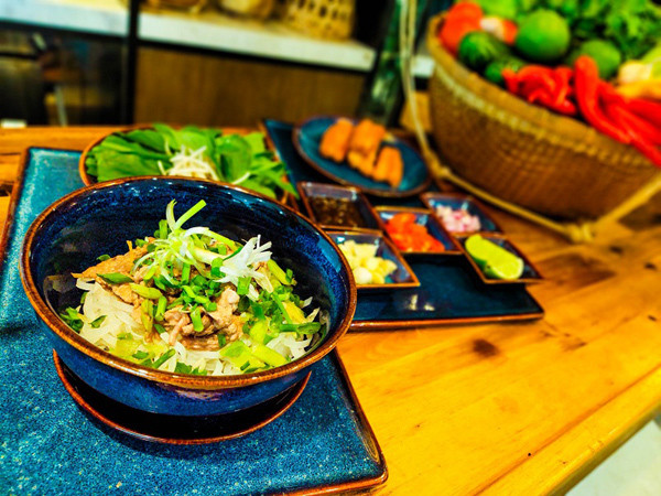 Thưởng thức phở Thìn vừa quen, vừa lạ ở Vinpearl ảnh 2 Thưởng thức phở Thìn vừa quen, vừa lạ ở Vinpearl-3