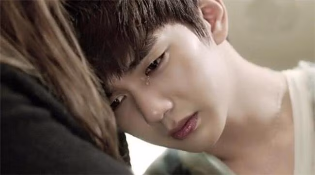 Ngồi bóc phong bì cưới lẻ ra cái không có tên người gửi, sự thật bên trong khiến chồng tôi phải nhập viện-2