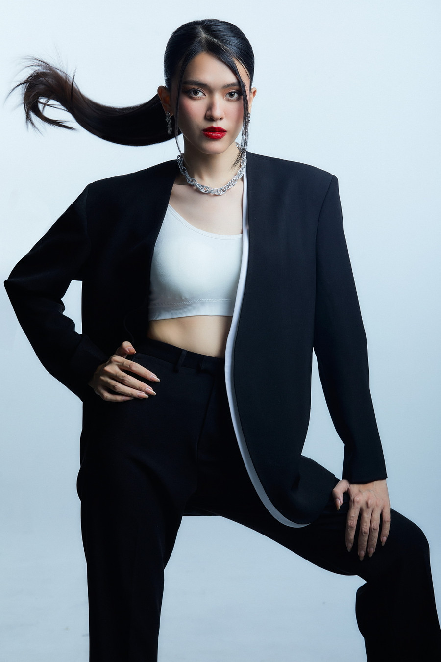 Quincy Le là cô gái sở hữu nhan sắc trong veo khiến Lukkade phải “trầm trồ” vì ngoại hình quá ngọt ngào. Cô đến với chương trình vì mục đích hoàn thiện bản thân.