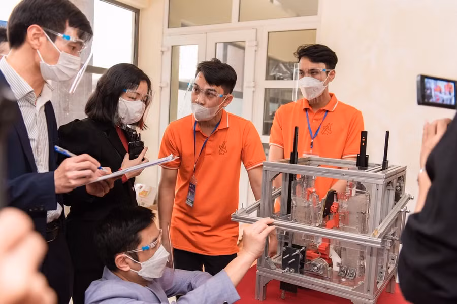 Đội ACECTM PLUS, khoa Cơ Khí.