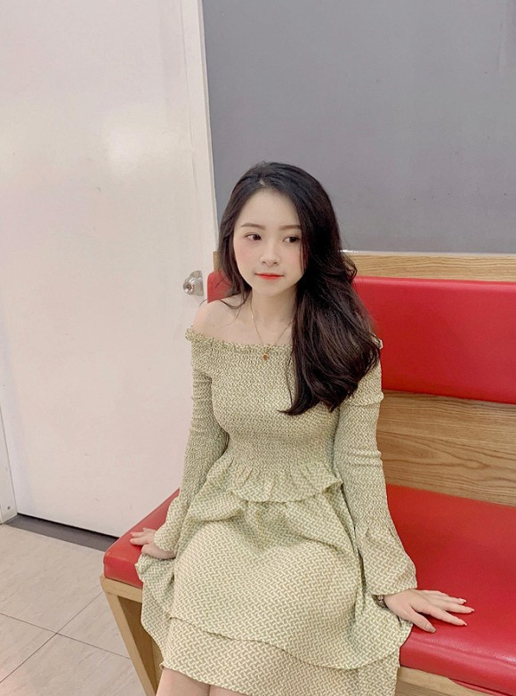 cô giáo, cô giáo bị chụp lén, giới trẻ 