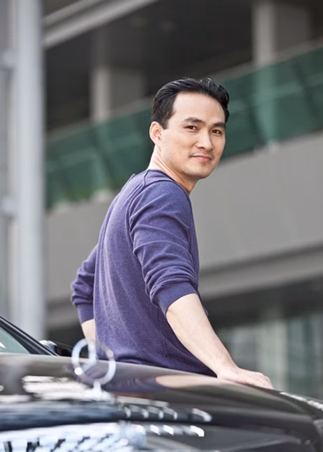 Đời tư kín tiếng của diễn viên Chi Bảo và hai cuộc hôn nhân trước khi công khai bạn gái gợi cảm - Ảnh 1.