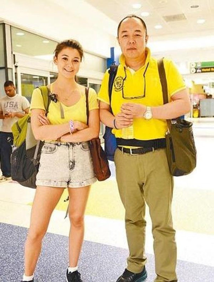 Diễn viên “Hoàn Châu Cách Cách” sau 22 năm: Kẻ tù tội, xuất gia, người thành đại triệu phú ảnh 18