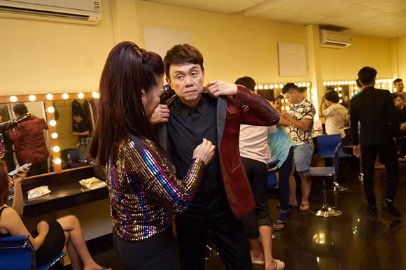 danh hài Trấn Thành,Danh hài Hoài Linh, nghệ sĩ Lâm Vỹ Dạ, diễn viên Thuý Ngân, ca sĩ Nhật Kim Anh, sao Việt