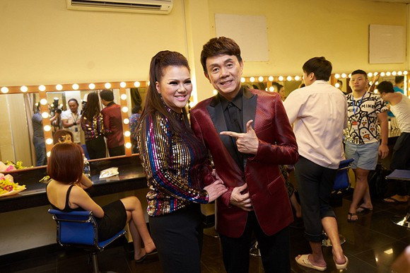 dsc02334-ngoisao.vn-w700-h467 8 danh hài Trấn Thành,Danh hài Hoài Linh, nghệ sĩ Lâm Vỹ Dạ, diễn viên Thuý Ngân, ca sĩ Nhật Kim Anh, sao Việt