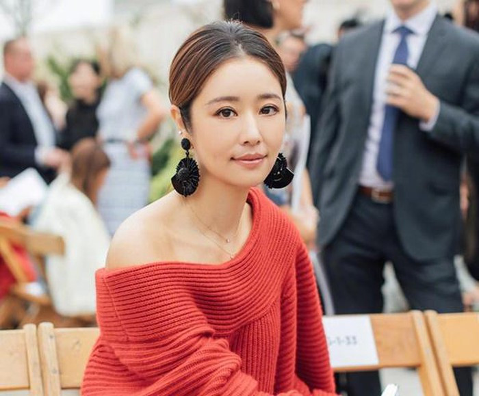 Diễn viên “Hoàn Châu Cách Cách” sau 22 năm: Kẻ tù tội, xuất gia, người thành đại triệu phú ảnh 7