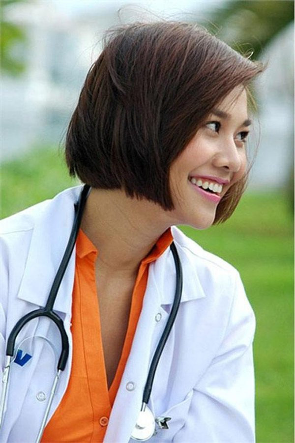 Thanh Hằng cắt tóc ngắn, fans đồng loạt khen một câu “hết hồn“ ảnh 5 thanh hang bat ngo cat toc ngan, fans dong loat khen "dep trai qua" - 7