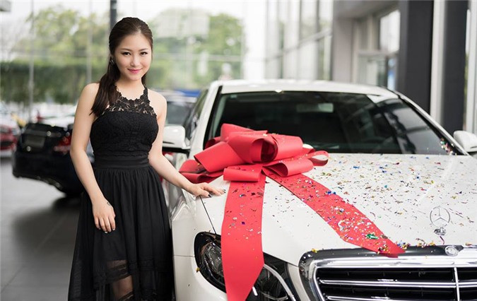 Hương Tràm sở hữu tài sản “khủng” thế nào sau 6 năm vào showbiz? ảnh 5 Ngôi sao - Hương Tràm giàu cỡ nào sau 6 năm bước chân vào showbiz? (Hình 5).