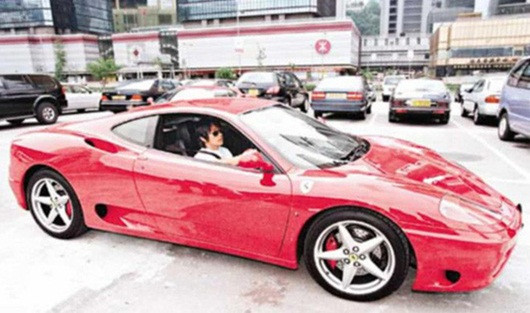 “Ông vua hài kịch” Châu Tinh Trì sở hữu khối tài sản “khủng” như thế nào? - Ảnh 7 “Ông vua hài kịch” Châu Tinh Trì sở hữu khối tài sản “khủng” như thế nào? - Ảnh 7