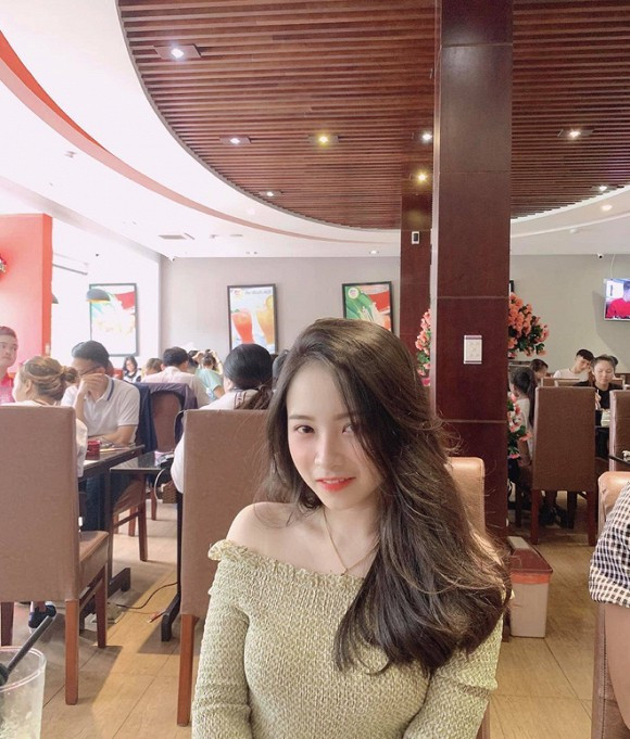 cô giáo, cô giáo bị chụp lén, giới trẻ 