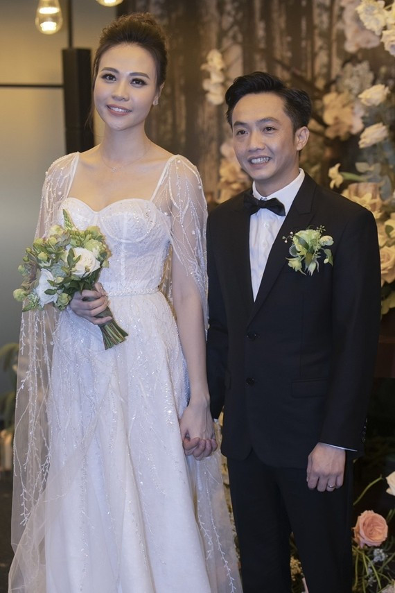 Những thiếu gia nổi tiếng vì toàn yêu mỹ nhân Việt - Ảnh 3. Những thiếu gia nổi tiếng vì toàn yêu mỹ nhân Việt - Ảnh 3.