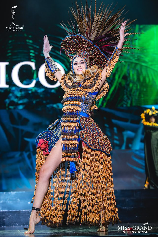 Top 10 quốc phục đẹp nhất Miss Grand International 2019, trong đó có thí sinh giống Mạc Văn Khoa-12