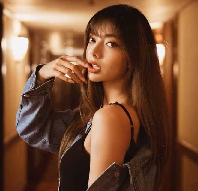 Hiện tại, Katleen có trình độ võ thuật là huyền đai đệ tam đẳng (tức đai đen 3 vạch đỏ).