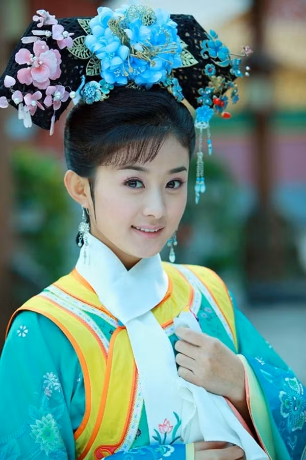 Triệu Lệ Dĩnh, Dương Mịch đẹp hút hồn trong tạo hình nhà Thanh ảnh 8