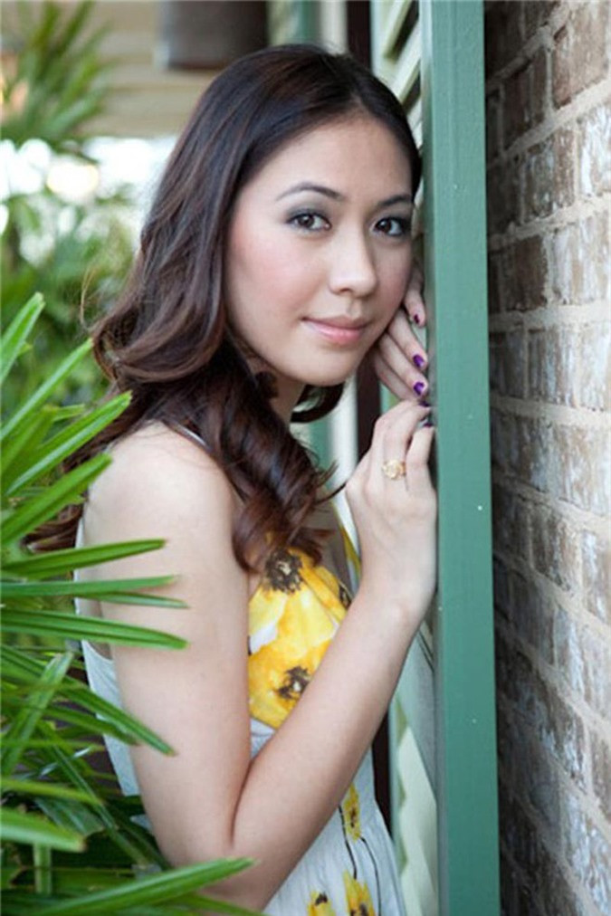 Danh tính người vợ cực kín tiếng của cựu siêu mẫu Đức Tiến - Hình 4 Danh tinh nguoi vo cuc kin tieng cua cuu sieu mau Duc Tien-Hinh-4