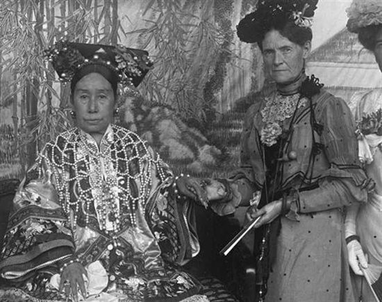 Vì sao các phi tần nhà Thanh ngoài đời thực không đẹp như trong phim? hình ảnh 5 vi sao cac phi tan nha thanh ngoai doi thuc khong dep nhu trong phim? hinh anh 5