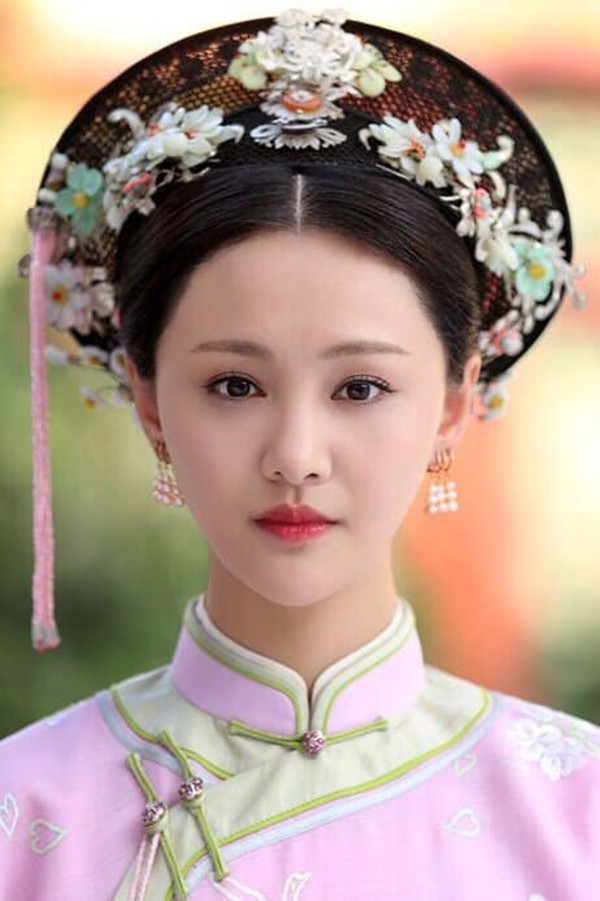 Triệu Lệ Dĩnh, Dương Mịch đẹp hút hồn trong tạo hình nhà Thanh ảnh 4 Triệu Lệ Dĩnh, Dương Mịch đẹp hút hồn trong tạo hình nhà Thanh ảnh 4