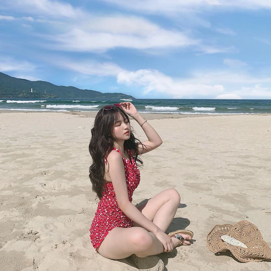 Nhan sắc bạn gái tin đồn mới của Quang Hải khiến dân mạng bị Nhan sắc bạn gái tin đồn mới của Quang Hải khiến dân mạng bị