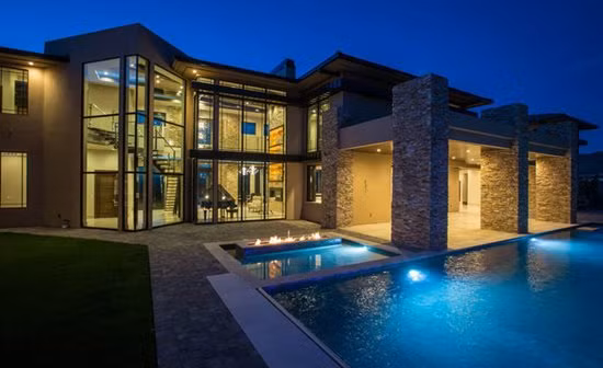 Choáng với cơ ngơi Choáng với cơ ngơi