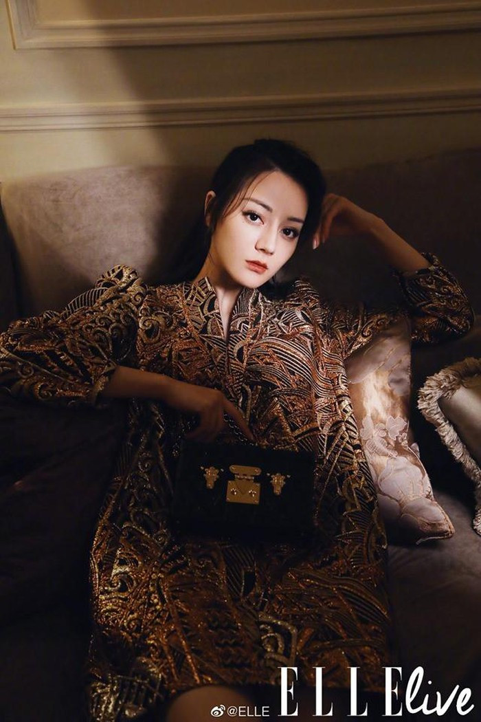 Loạt ảnh xinh đẹp từ nhỏ của Địch Lệ Nhiệt Ba ảnh 7 Loạt ảnh xinh đẹp từ nhỏ của Địch Lệ Nhiệt Ba ảnh 7