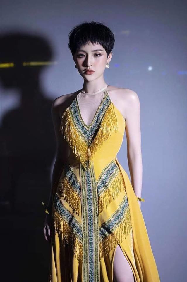 Mặc dù vậy, Hiền Hồ đã thẳng thừng lên tiếng phủ nhận tin đồn là bạn gái mới của Quang Hải.