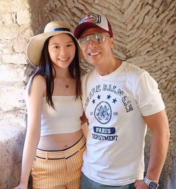 Con gái Lý Liên Kiệt và Chân Tử Đan: Sống sang chảnh từ bé, lớn lên giỏi giang hơn người-10