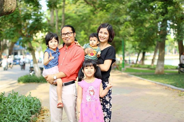 Khối tài sản “khủng” hàng chục tỷ của nghệ sĩ hài Vượng Râu ảnh 2 Ngôi sao - Nghệ sĩ hài Vượng Râu sở hữu tài sản chục tỷ, không ngại sinh con một bề (Hình 3).