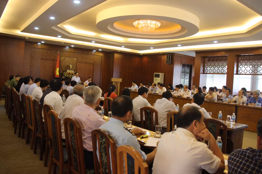 Khánh Hòa: Họp khẩn triển khai công tác phòng, chống dịch Corona