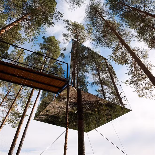 Những ngôi nhà kỳ lạ khéo lẩn trốn giữa thiên nhiên khiến bạn dễ bị đánh lừa - Ảnh 17.