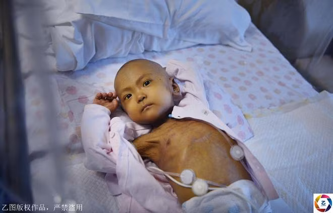 Con gái gào khóc vì đói mẹ quyết không cho ăn, biết sự thật ai cũng nghẹn ngào ảnh 9 con gai gao khoc vi doi nhung me quyet khong cho an, biet su that ai cung nghen ngao - 9