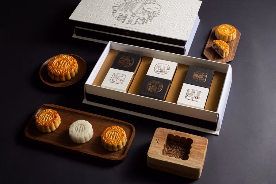 Bánh trung thu Metropole có giá từ 1.9800.000 đến 6.060.0000 đồng/hộp.