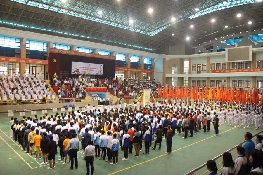 Toàn cảnh lễ khai mạc.