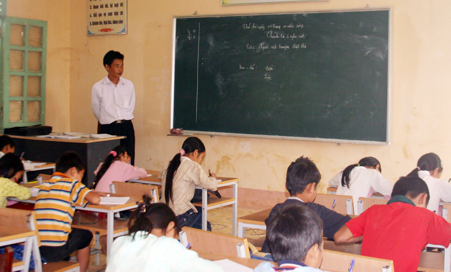 Tình trạng giáo viên hợp đồng diễn ra tại nhiều địa phương. Ảnh: Đức Chiêm Tình trạng giáo viên hợp đồng diễn ra tại nhiều địa phương. Ảnh: Đức Chiêm