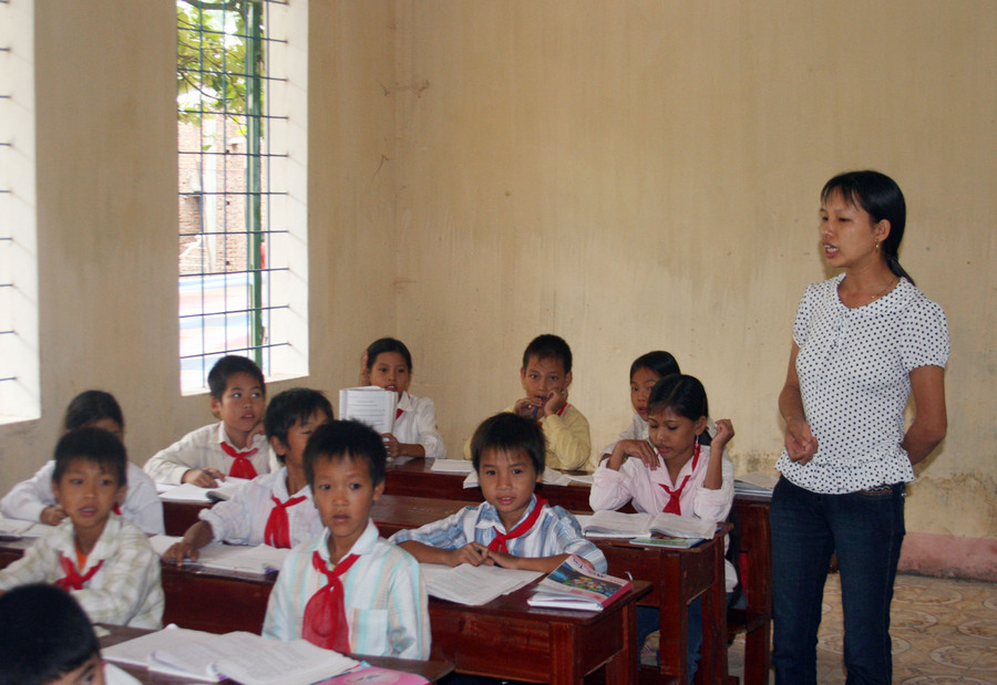 Cần nghiêm túc rà soát việc hợp đồng giáo viên tại các địa phương. Ảnh: Quý Trung Cần nghiêm túc rà soát việc hợp đồng giáo viên tại các địa phương. Ảnh: Quý Trung