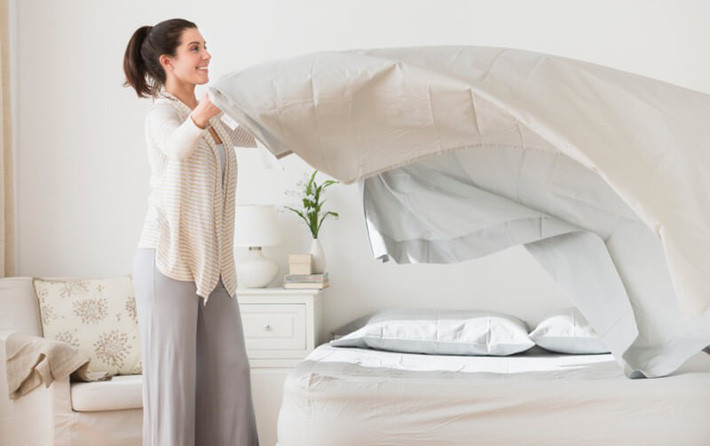7 mẹo đơn giản để dọn dẹp phòng ngủ luôn sạch sẽ - Ảnh 3. 7 mẹo đơn giản để dọn dẹp phòng ngủ luôn sạch sẽ - Ảnh 3.