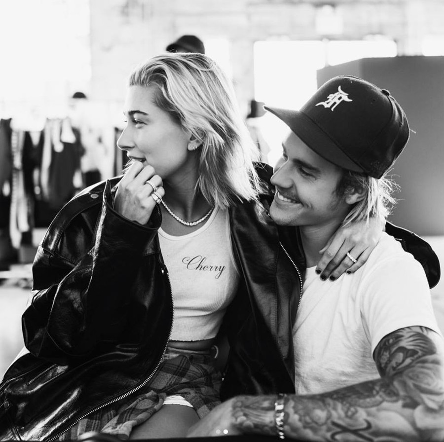 Justin Bieber “xin nhập quốc tịch Hoa Kỳ” trước khi cưới người mẫu Mỹ Hailey Baldwin