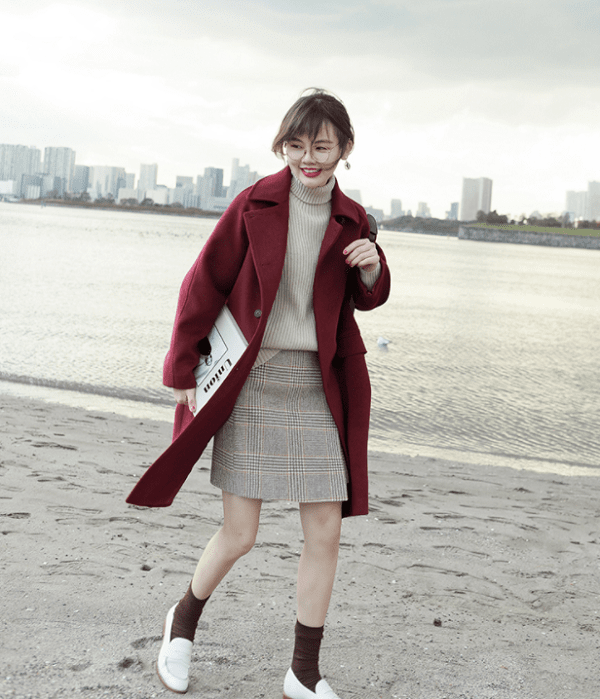 Gợi ý trang phục ngày lạnh giúp chị em có vẻ ngoài sành điệu ảnh 16 di choi ngay lanh, day la nhung goi y trang phuc giup chi em co duoc ve ngoai sanh dieu - 17