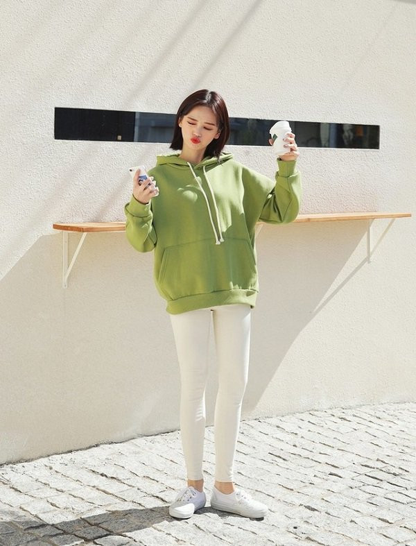 Gợi ý trang phục ngày lạnh giúp chị em có vẻ ngoài sành điệu ảnh 4 di choi ngay lanh, day la nhung goi y trang phuc giup chi em co duoc ve ngoai sanh dieu - 5