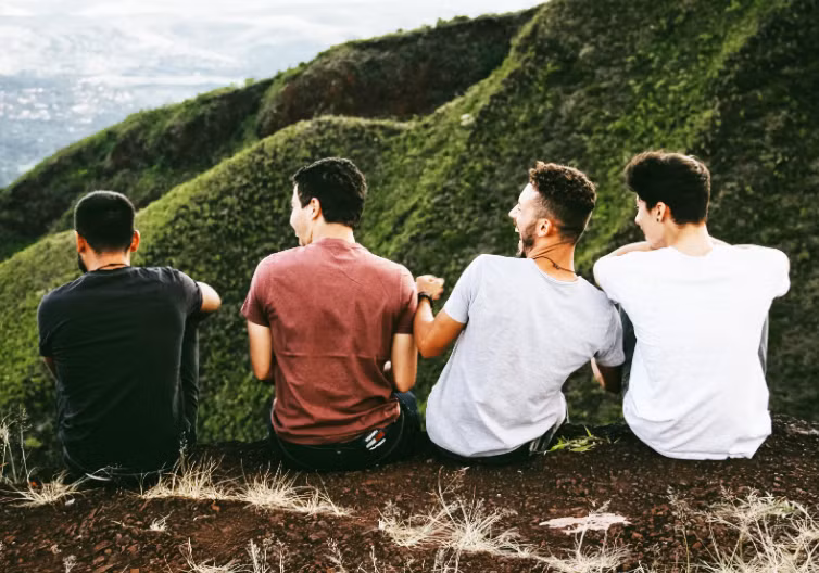 Không một người đàn ông nào muốn mình trở thành trung tâm vũ trụ của phụ nữ. (Ảnh: ITN).