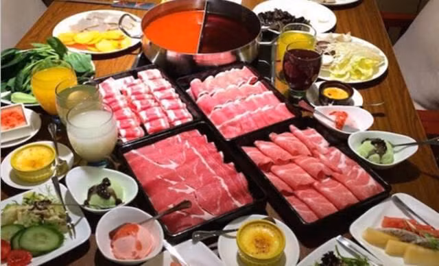 du thich den may nhung 4 mon nay khong nen an khi di thuong thuc buffet - 2