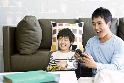 7 điều con trai cần ở bố