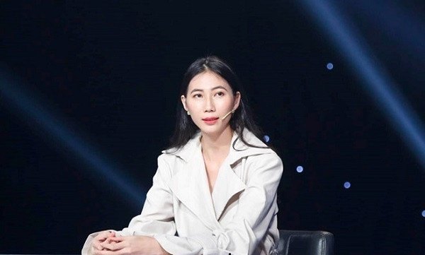 Cuộc sống của “người mẫu siêu gầy” Cao Ngân giờ ra sao? 